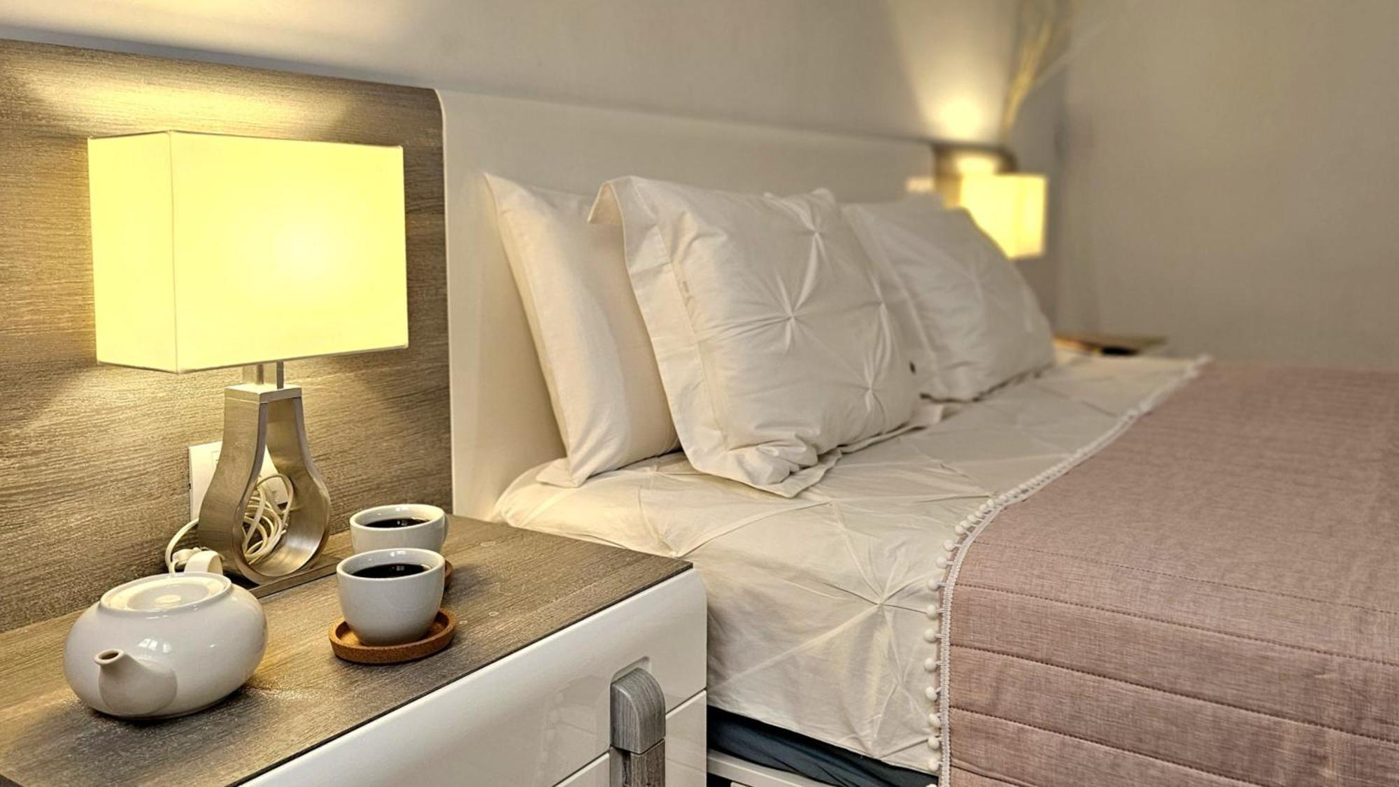 Paulmarie Apartment Ocean View 阿德耶 外观 照片